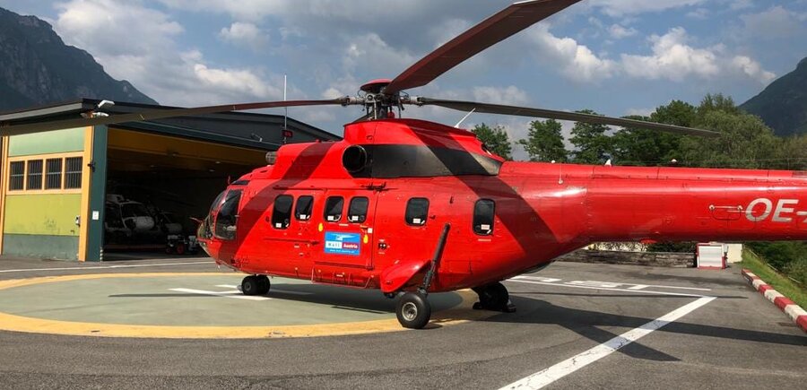 Elicottero AS 332 Super Puma