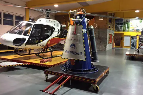 ELIMAST-Helicopter-Service-06.jpg - ELIMAST