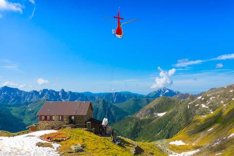 Rifornimenti a rifugi e alpeggi - ELIMAST