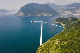 The Floating Piers Tour