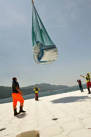 Trasporto_feltro_The_Floating_Piers_29.jpg